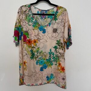 Johnny Was Sequence Halsey Top XL Cream 100% Silk Floral Scalloped Blouse Tunic